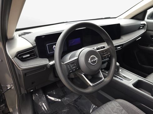 Used 2026 Nissan Kicks SV w/ Cold Weather Package AWD/4WD image 13
