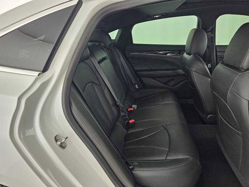 Used 2019 Buick LaCrosse Avenir w/ Driver Confidence Package II image 12