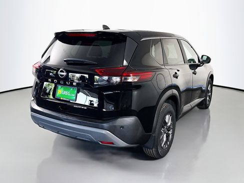 Used 2023 Nissan Rogue S image 10