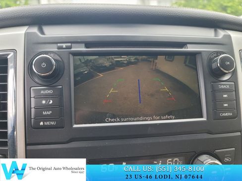 Used 2019 Nissan Titan SL AWD/4WD image 21