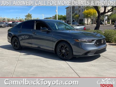 Used 2025 Honda Accord SE image 1