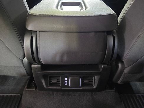 Used 2023 GMC Sierra 1500 Elevation AWD/4WD image 12