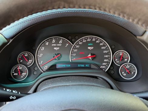 Used 2013 Chevrolet Corvette 427 w/ 1SC Preferred Equipment Group RWD image 22