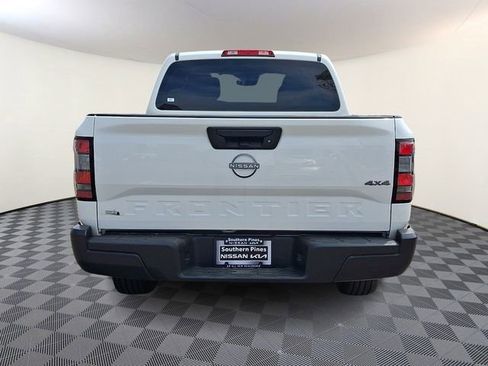 Certified 2024 Nissan Frontier S image 6