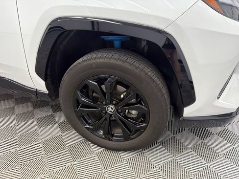 Used 2024 Toyota RAV4 XSE w/ Weather Package AWD/4WD image 13