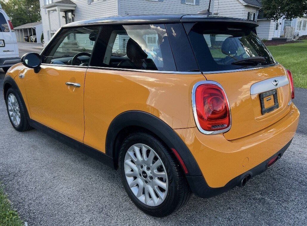 Used 2014 MINI Cooper 2-Door Hardtop FWD image 5