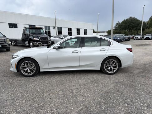 Certified 2025 BMW 330i Sedan w/ Convenience Package RWD image 7