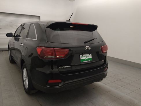 Used 2019 Kia Sorento L FWD image 5