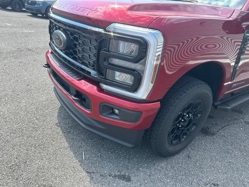New 2026 Ford F250 Lariat w/ Black Appearance Package AWD/4WD image 9