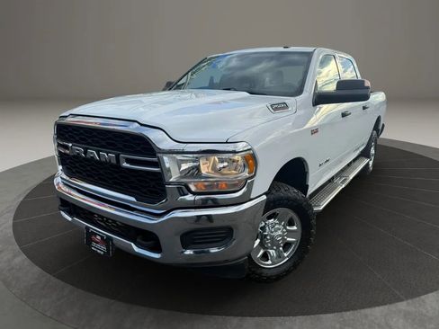 Used 2021 RAM 2500 Tradesman w/ Chrome Appearance Group AWD/4WD image 2