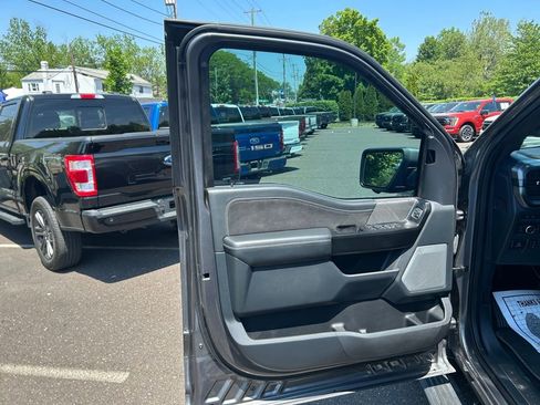 Certified 2022 Ford F150 Platinum w/ Equipment Group 701A High AWD/4WD image 15