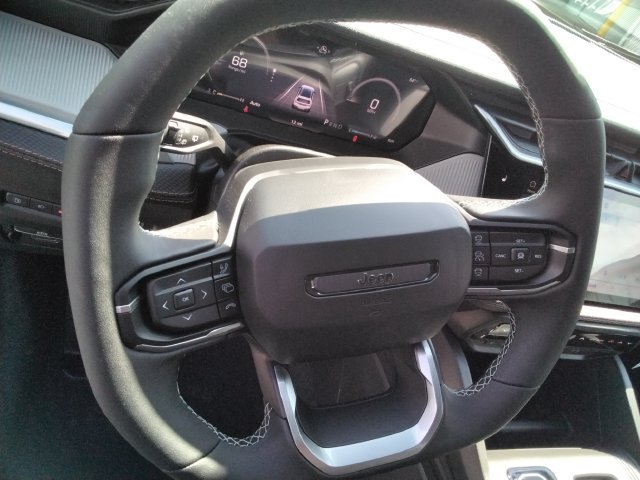 Used 2026 Jeep Cherokee Limited AWD/4WD image 26