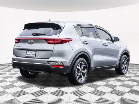 Used 2022 Kia Sportage LX AWD/4WD image 11