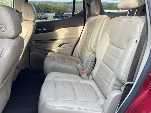 Used 2019 GMC Acadia Denali image 12