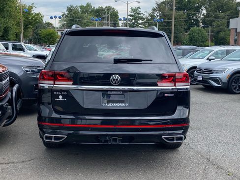 Used 2022 Volkswagen Atlas SEL R-Line AWD/4WD image 3