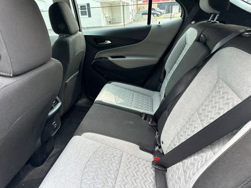 Used 2023 Chevrolet Equinox LS FWD image 15