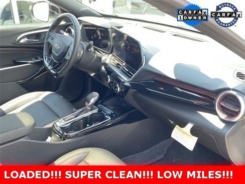 Certified 2024 Chevrolet Trax RS w/ Sunroof Package image 29