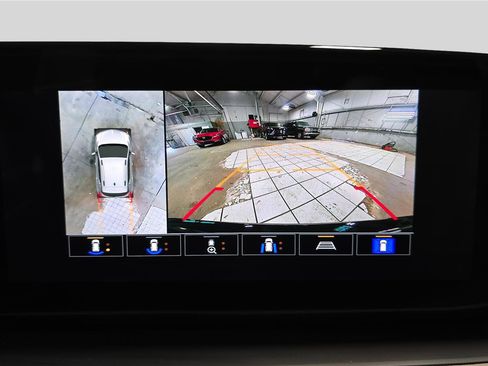 Used 2024 Buick Encore GX Sport Touring w/ Experience Buick Package image 19