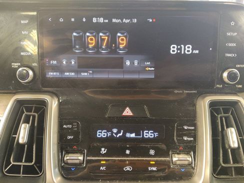 Used 2022 Kia Sorento EX image 25