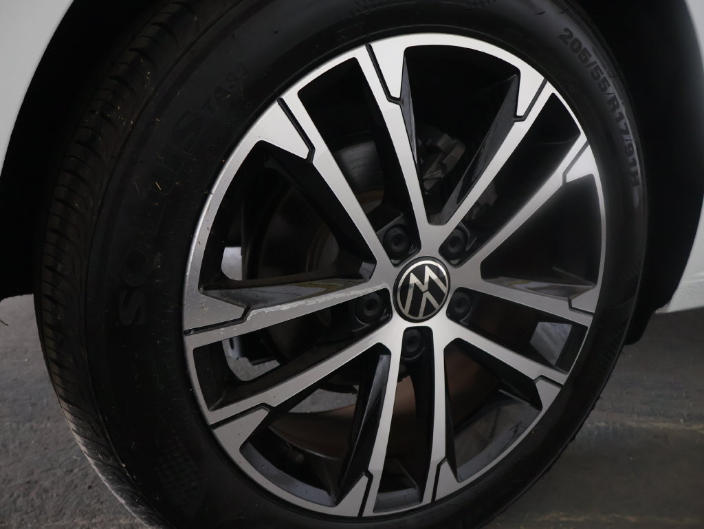 Used 2024 Volkswagen Jetta Sport FWD image 32
