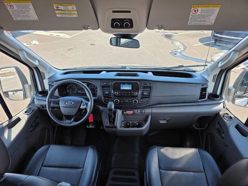 Used 2023 Ford Transit 350 XL image 21