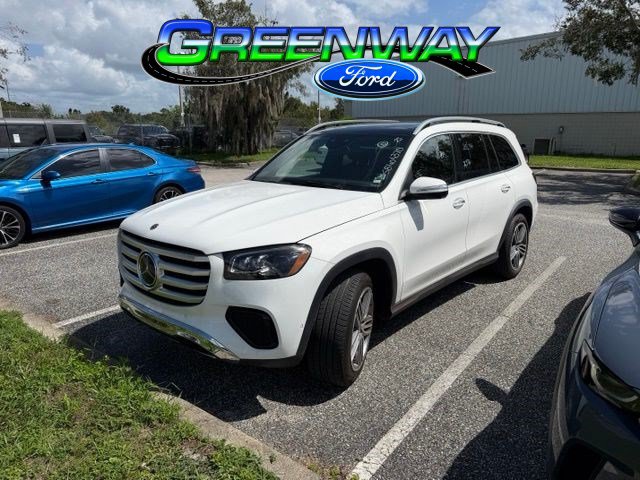 Used 2025 Mercedes-Benz GLS 450 4MATIC image 1