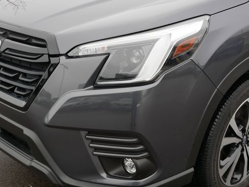 Used 2024 Subaru Forester Limited image 16