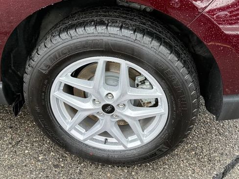 Used 2024 Ford Edge SEL w/ Convenience Package AWD/4WD image 5