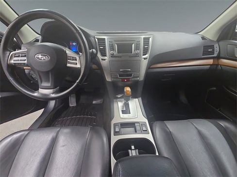 Used 2014 Subaru Outback 2.5i Limited w/ Moonroof Package image 14