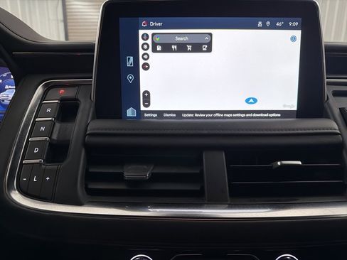 Used 2023 Chevrolet Tahoe Z71 w/ Off-Road Capability Package image 19