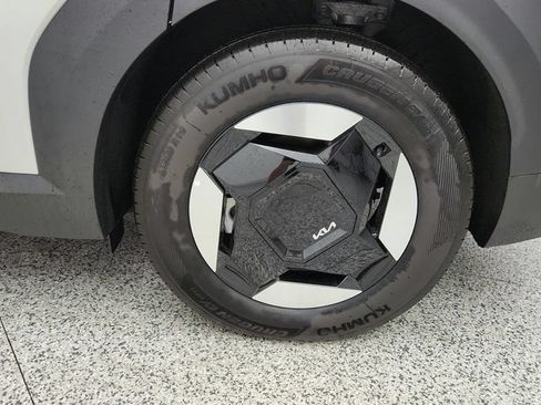 Used 2026 Kia EV9 Wind AWD/4WD image 9