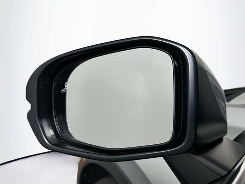 Used 2025 Honda CR-V EX image 16