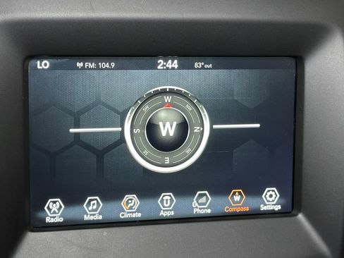 Used 2019 Jeep Compass Latitude w/ Popular Equipment Group AWD/4WD image 35