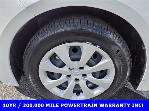 Used 2024 Toyota Corolla LE image 21