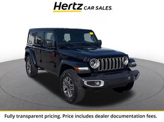 Used 2025 Jeep Wrangler Unlimited Sahara AWD/4WD video 1