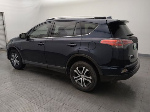 Used 2018 Toyota RAV4 LE image 3