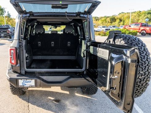 New 2025 Ford Bronco Badlands image 6