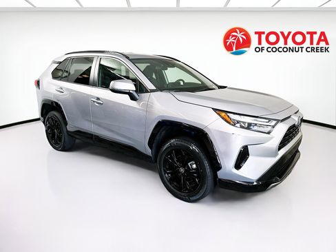 Used 2023 Toyota RAV4 SE AWD/4WD image 1