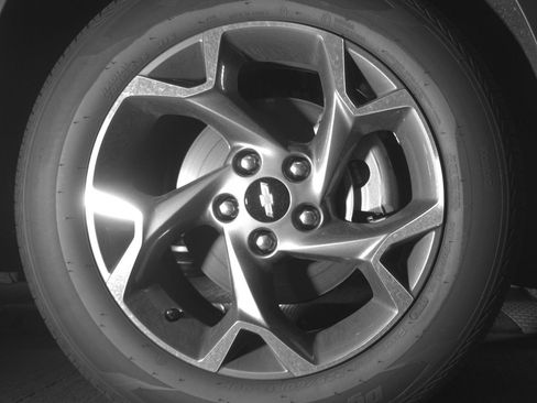 Used 2025 Chevrolet Trax LT image 13