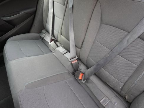 Used 2019 Chevrolet Cruze LT w/ Convenience Package image 11