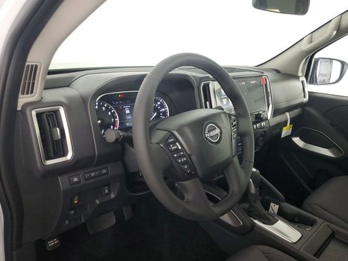 New 2026 Nissan Frontier SV w/ SV Convenience Package RWD image 11