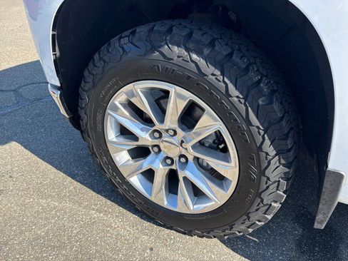 Used 2022 Chevrolet Silverado 1500 LTZ w/ Safety Package II image 10