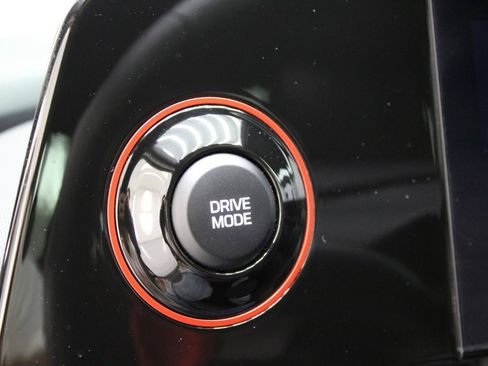 Used 2025 Hyundai Elantra N Line FWD image 58