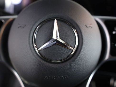 Certified 2022 Mercedes-Benz CLA 250 4MATIC image 13