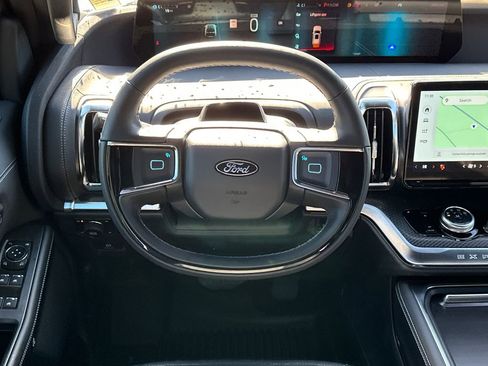 New 2025 Ford Expedition Max Platinum w/ Stealth Performance Package AWD/4WD image 24