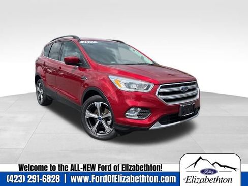 Used 2017 Ford Escape SE w/ SE Leather Comfort Package image 1