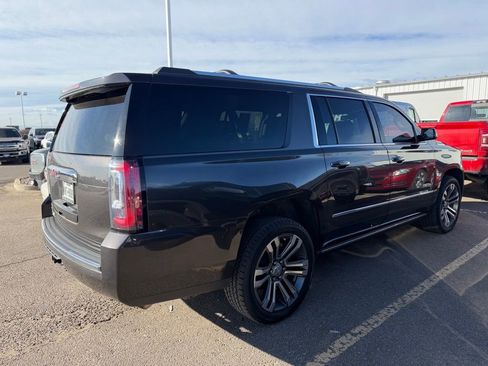 Used 2018 GMC Yukon XL Denali w/ Denali Ultimate Package image 3