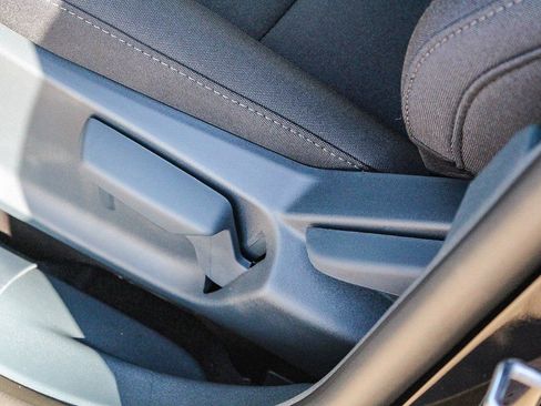 New 2025 Ford Maverick XL image 22