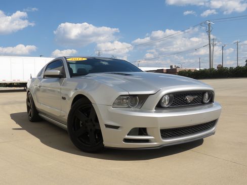 Used 2014 Ford Mustang GT w/ Equipment Group 301A RWD image 2