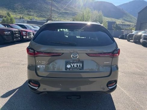 Used 2025 MAZDA CX-70 Plug-In Hybrid w/ Premium Plus AWD/4WD image 12